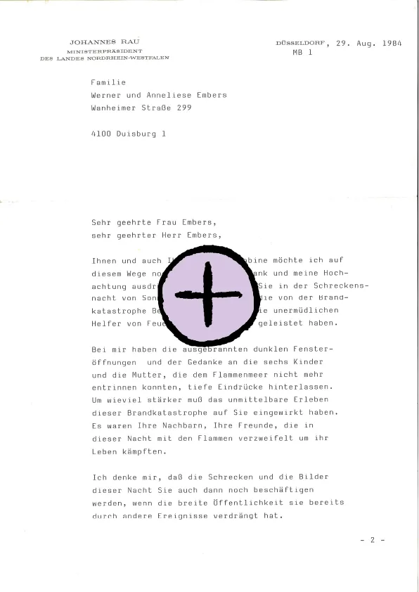 Brief des Ministerpr&auml;sidenten Johannes Rau an Familie Embers, in dem er sich f&uuml;r die Hilfe w&auml;hrend des L&ouml;scheinsatzes pers&ouml;nlich bedankt.